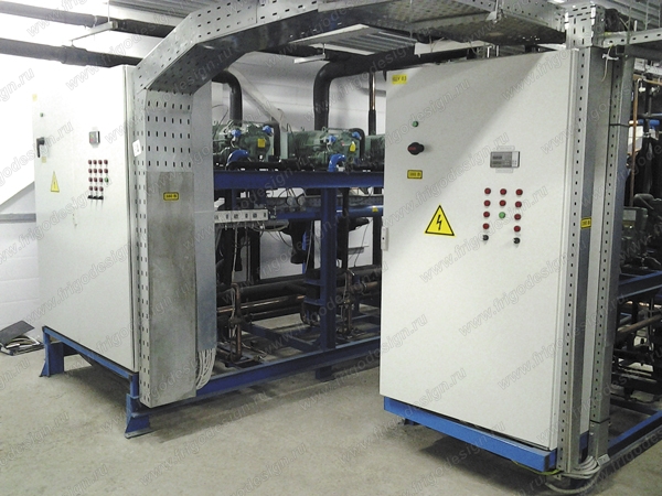 Многокомпрессорные агрегаты внутри модульного отделения